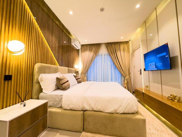Luxury 2 bedrooms Shortlet Apartment