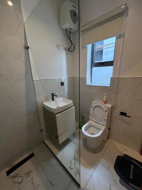 Brand New Luxury 2 Bedroom Penthouse Maisonette (Shortlet)
